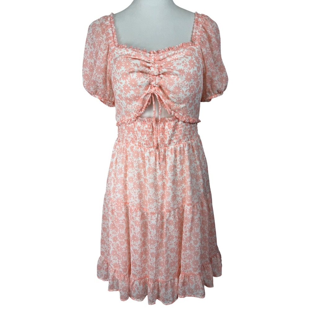 Madden NYC Mini Dress size L Peach White Floral‎ Tiered